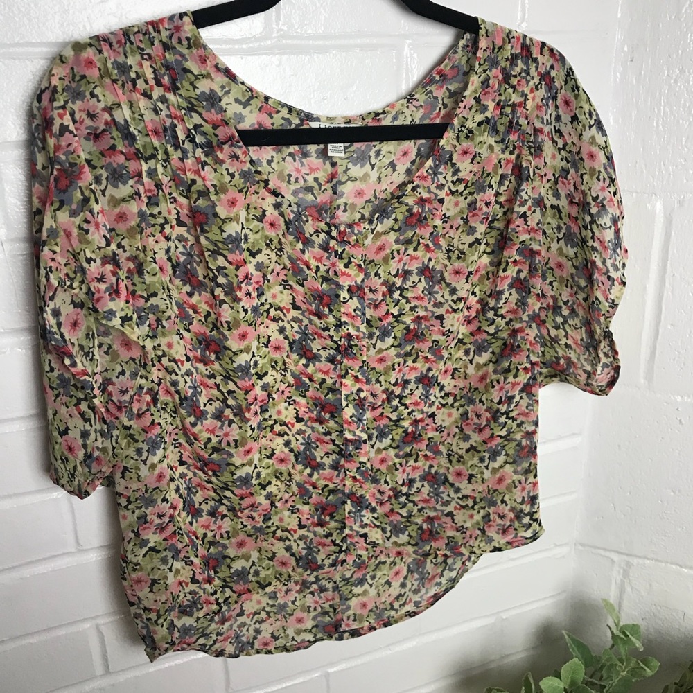 {I love H81} Sheer Floral Top
